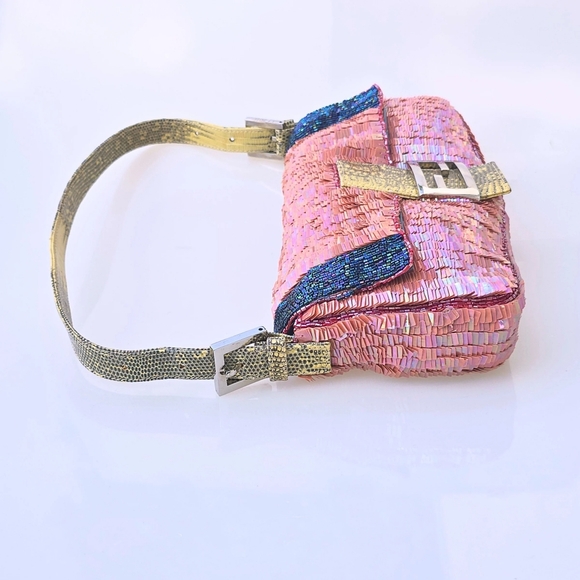 *SOLD**Fendi Baguette Sequins with Beaded Detail Vintage - Picture 5 of 14
